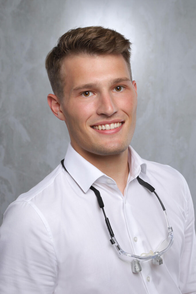 Zahnarzt Lukas Unger
